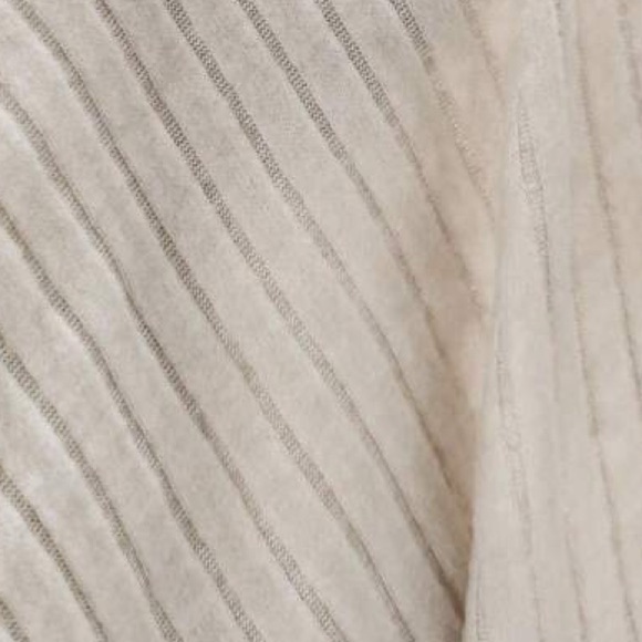 Elegant Cream Ribbed Knit Set - Picture 8 of 12